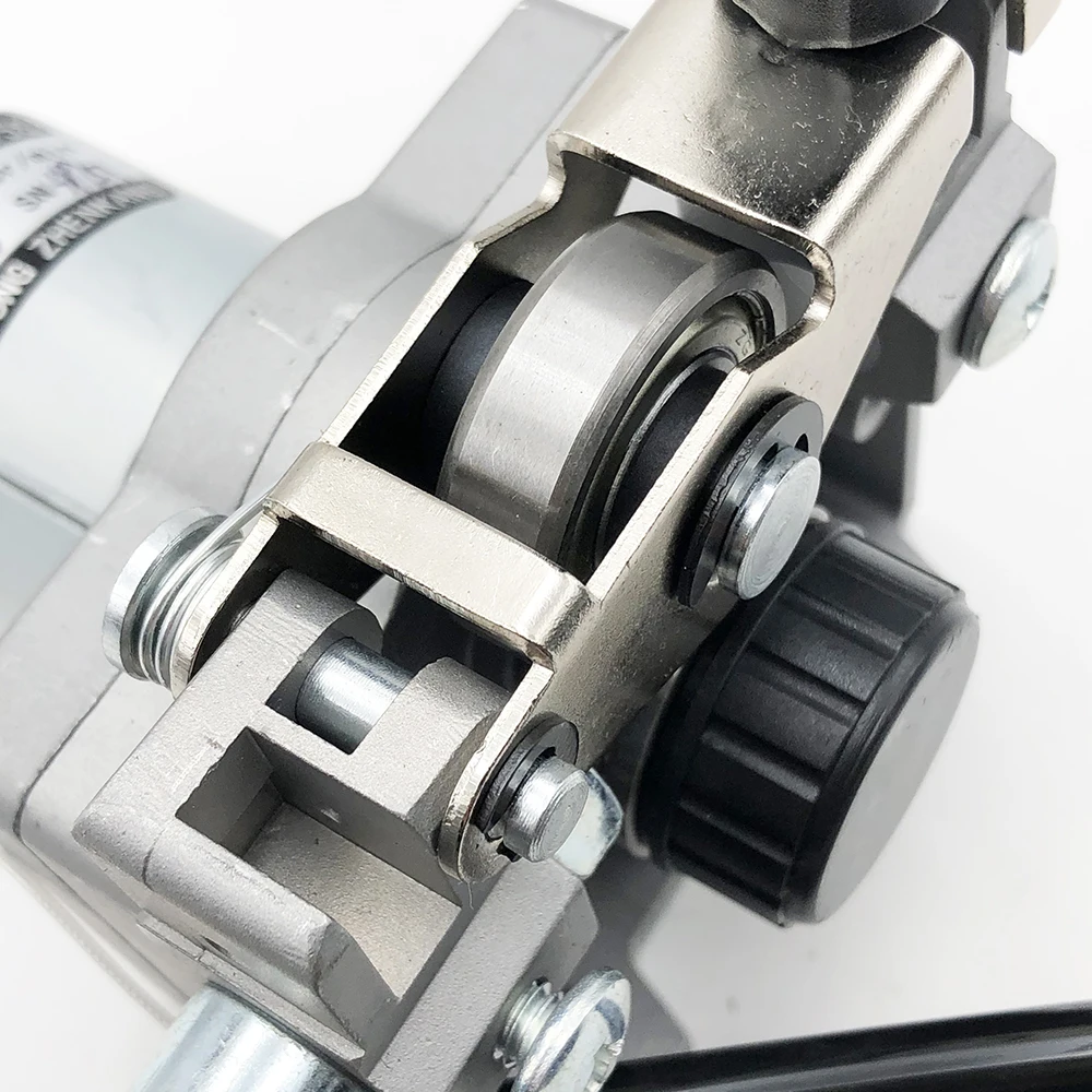 DC24V 0.8-1.0mm ZK775S 775S LRS-775S Wire Feeder Assembly Wire Feeder motor for MIG MAG Welder with Euro Connector
DC24V 0.8-1.0mm ZK775S 775S LRS-775S Wire Feeder Assembly Wire Feeder motor for MIG MAG Welder with Euro Connector