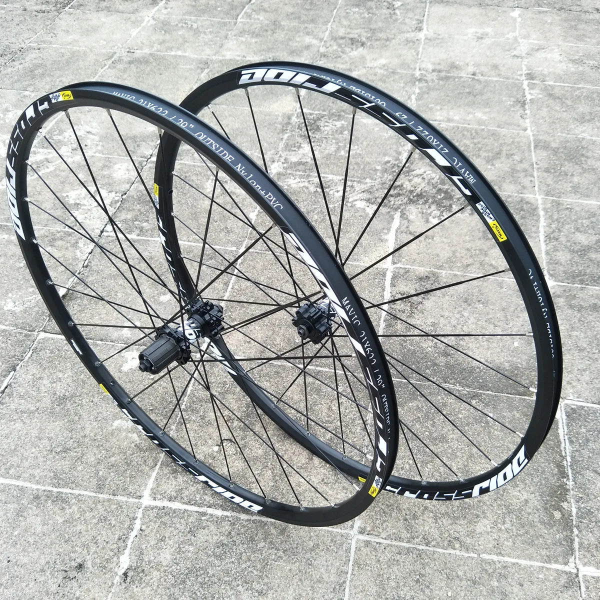 ГОРЯЧАЯ Оригинальная Crossride MTB горный велосипед вилсет под дисковый тормоз герметичный подшипник колеса для велосипеда 26 27,5 29 дюймов колеса комплект
ГОРЯЧАЯ Оригинальная Crossride MTB горный велосипед вилсет под дисковый тормоз герметичный подшипник колеса для велосипеда 26 27,5 29 дюймов колеса комплект