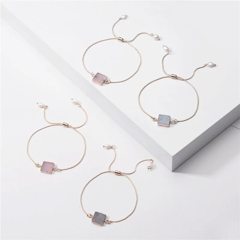 Gold Plating Natural Stone Labradorite Pull Tie Dainty Chain Link Bracelets for Women
Gold Plating Natural Stone Labradorite Pull Tie Dainty Chain Link Bracelets for Women