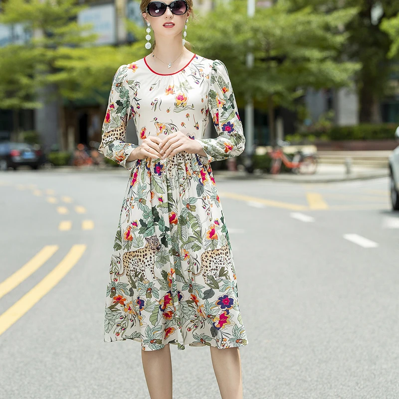 Bohemian Retro Print Elegant Temperament Slim Fit Long Sleeve Round Neck Mid-Length Dress Women'S High Quality Autumn New Style
Bohemian Retro Print Elegant Temperament Slim Fit Long Sleeve Round Neck Mid-Length Dress Women'S High Quality Autumn New Style