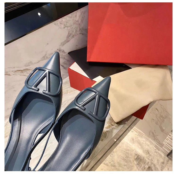 High Heels Designer Sandals Shoes for Women Rivet Sandals 2021 Sexy Rhinestone Buckle Pointed 8.5cm Womens French Kitten Sandals
High Heels Designer Sandals Shoes for Women Rivet Sandals 2021 Sexy Rhinestone Buckle Pointed 8.5cm Womens French Kitten Sandals