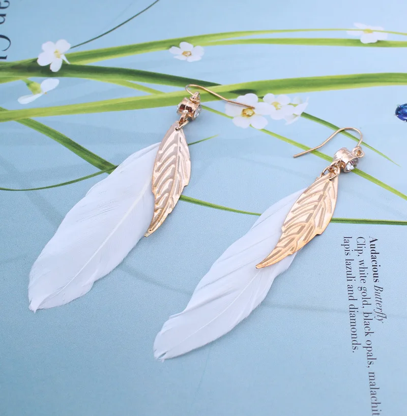 Personalized custom small fresh stainless steel pop feather earrings golden leaf earrings golden exquisite alloy earrings women
Personalized custom small fresh stainless steel pop feather earrings golden leaf earrings golden exquisite alloy earrings women