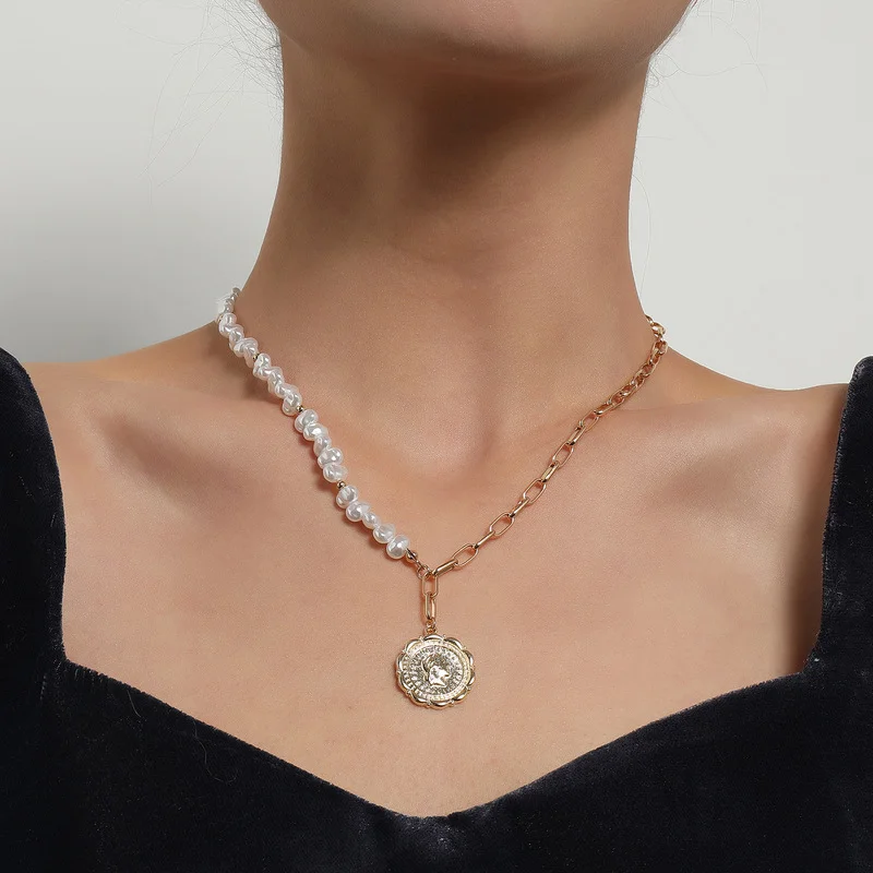 Vintage Boho Pearl Choker Portrait Coin Pendant Chain Necklace for Women Gold Silver Color Collar Fashion Jewelry Gift
Vintage Boho Pearl Choker Portrait Coin Pendant Chain Necklace for Women Gold Silver Color Collar Fashion Jewelry Gift