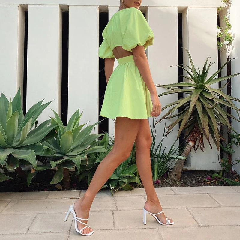 ONEINALL Green Ball Gown Dress For Women O Neck Puff Short Sleeve Backless Hollow Out Ruched Slim Sexy Dresses Female 2021 Style
ONEINALL Green Ball Gown Dress For Women O Neck Puff Short Sleeve Backless Hollow Out Ruched Slim Sexy Dresses Female 2021 Style