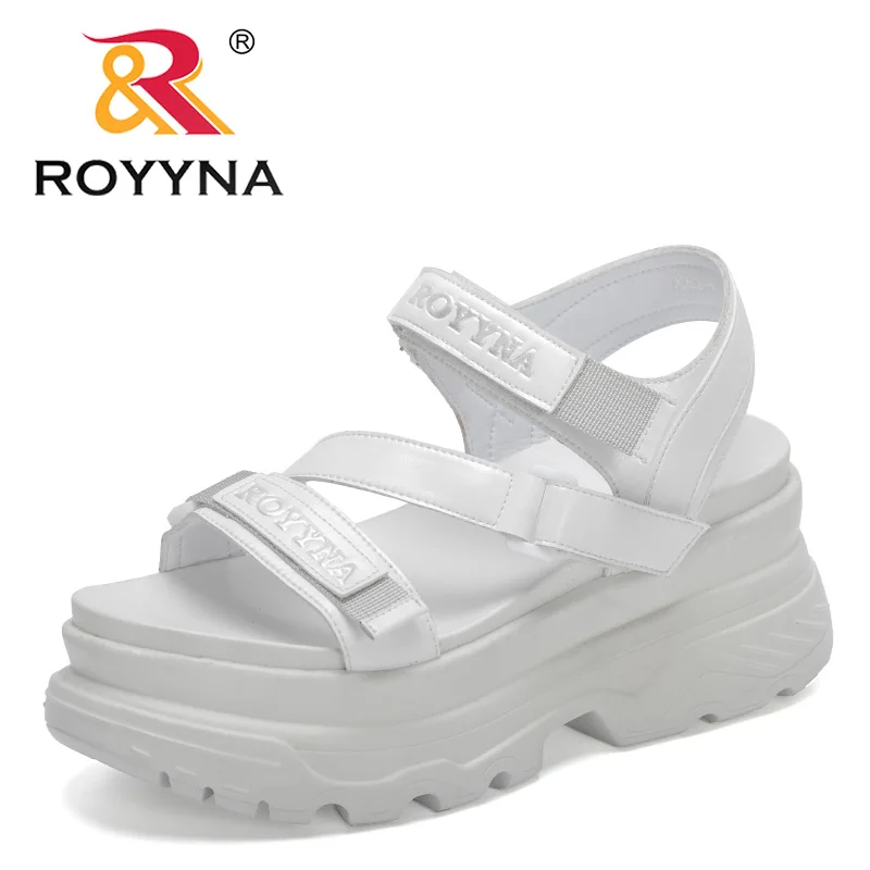 ROYYNA 2021 New Designers Platform Thick Heels Sandals Women Flat Sport Sandals Open Toe Shoes Feminimo Comfy Sandalias De Mujer
ROYYNA 2021 New Designers Platform Thick Heels Sandals Women Flat Sport Sandals Open Toe Shoes Feminimo Comfy Sandalias De Mujer