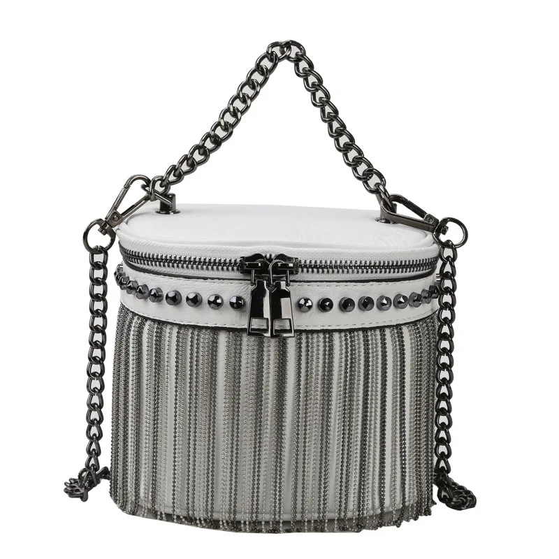 Summer new solid color pu drum tassel chain bag women Joker small fragrant wind socialite shoulder bag women
Summer new solid color pu drum tassel chain bag women Joker small fragrant wind socialite shoulder bag women