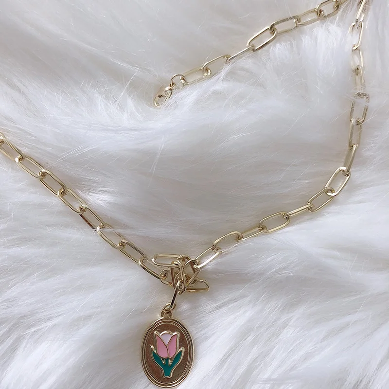 Vintage Tulip Metal Choker Necklace For Women European and American Minimalist Jewelry Cute Flower Chain Pendant Necklace Gifts
Vintage Tulip Metal Choker Necklace For Women European and American Minimalist Jewelry Cute Flower Chain Pendant Necklace Gifts
