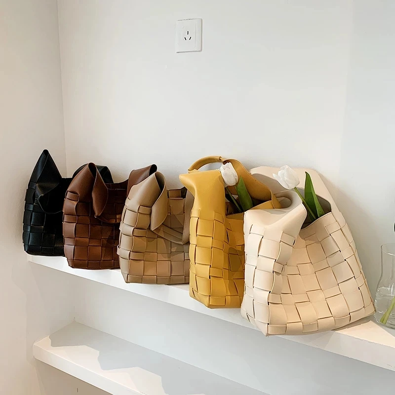 Women Hand Bag Designers Luxury Handbags Women Shoulder Bags Female Top-handle Bags Fashion Brand Handbags
Women Hand Bag Designers Luxury Handbags Women Shoulder Bags Female Top-handle Bags Fashion Brand Handbags