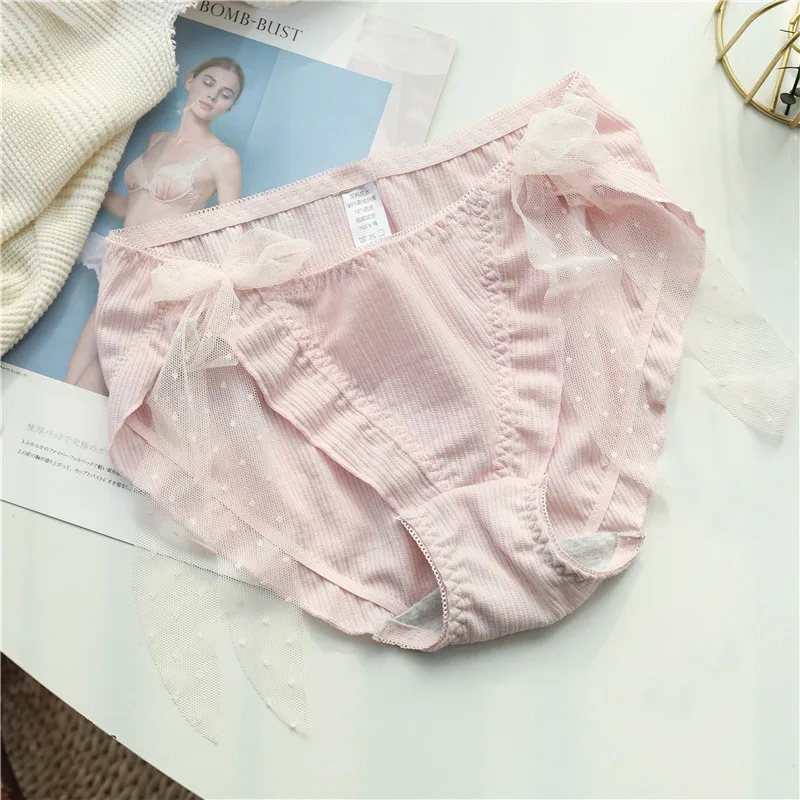 Pure Cotton Girl Lace Bowknots Breathable Antibacterial Mid Waist Panties Sexy Underwear Lingerie Briefs
Pure Cotton Girl Lace Bowknots Breathable Antibacterial Mid Waist Panties Sexy Underwear Lingerie Briefs