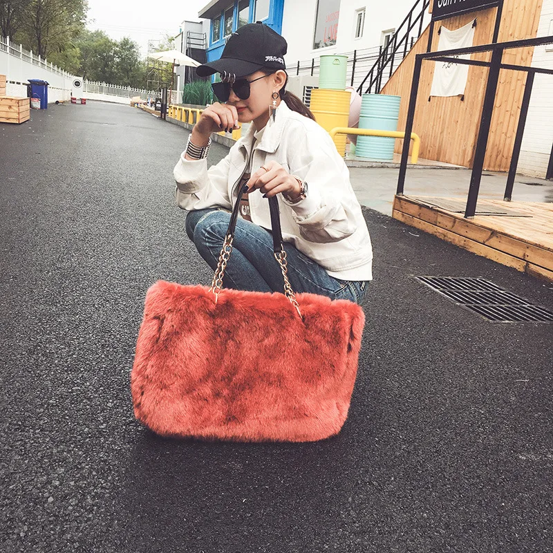 Winter Women Fashion Handbags Plush Faux Fur Rabbit Shoulder Bag Women Large Tote Bags for Women Purses and Handbags
Winter Women Fashion Handbags Plush Faux Fur Rabbit Shoulder Bag Women Large Tote Bags for Women Purses and Handbags