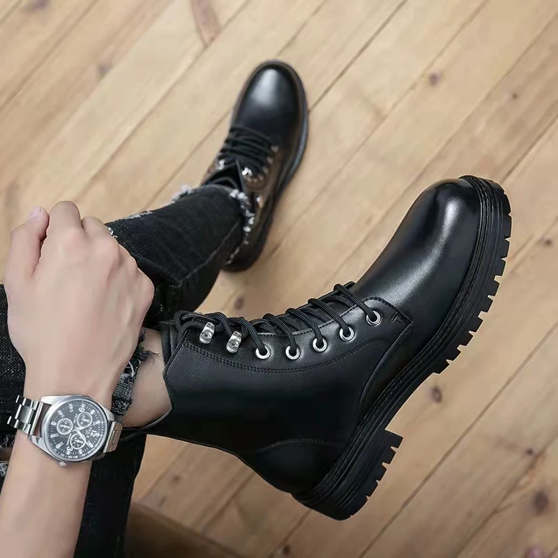 Men's High Top Shoes New Personalized Fashion Comfortable Men's Boots Korean Thick Soled Increased Casual Men's Leather Boots
Men's High Top Shoes New Personalized Fashion Comfortable Men's Boots Korean Thick Soled Increased Casual Men's Leather Boots