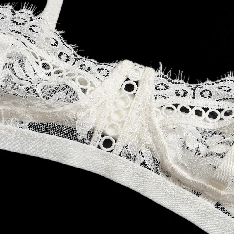 Women Lace Bra Sets Seamless Underwear Backless Vest Sexy Padded Lingerie Ultrathin Bra Three-piece Lace Sexy Hollow Underwear
Women Lace Bra Sets Seamless Underwear Backless Vest Sexy Padded Lingerie Ultrathin Bra Three-piece Lace Sexy Hollow Underwear