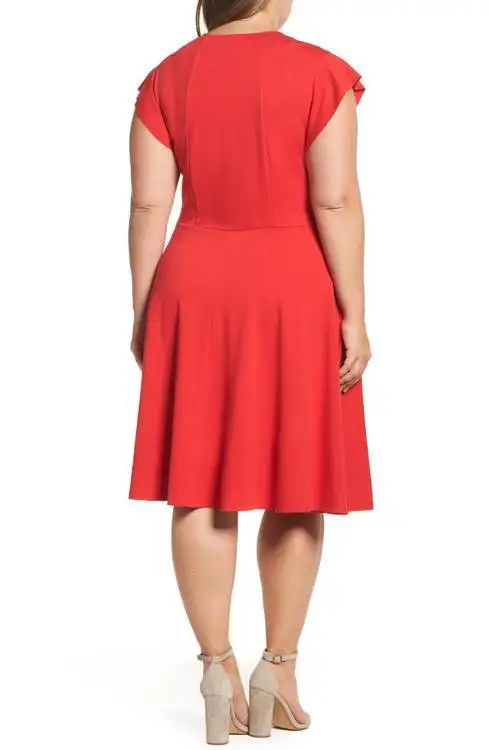 2018 Spring and Summer European and American New Women's Dress AliExpress Popular Plus-sized Dress
2018 Spring and Summer European and American New Women's Dress AliExpress Popular Plus-sized Dress