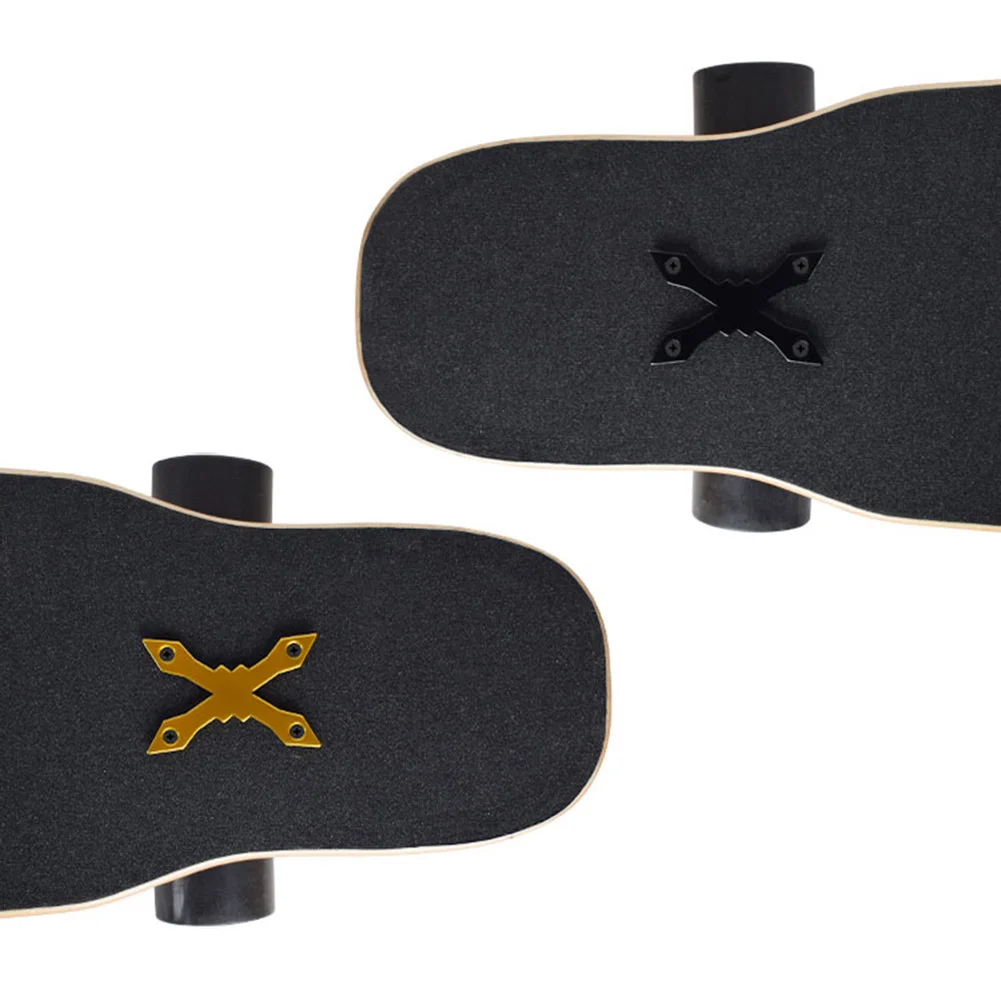 The Four-wheel Skateboard Deck Gasket Is Used To Protect The Aluminum Alloy Hardware And Prevent The Bridge Nail From Sinking
The Four-wheel Skateboard Deck Gasket Is Used To Protect The Aluminum Alloy Hardware And Prevent The Bridge Nail From Sinking
