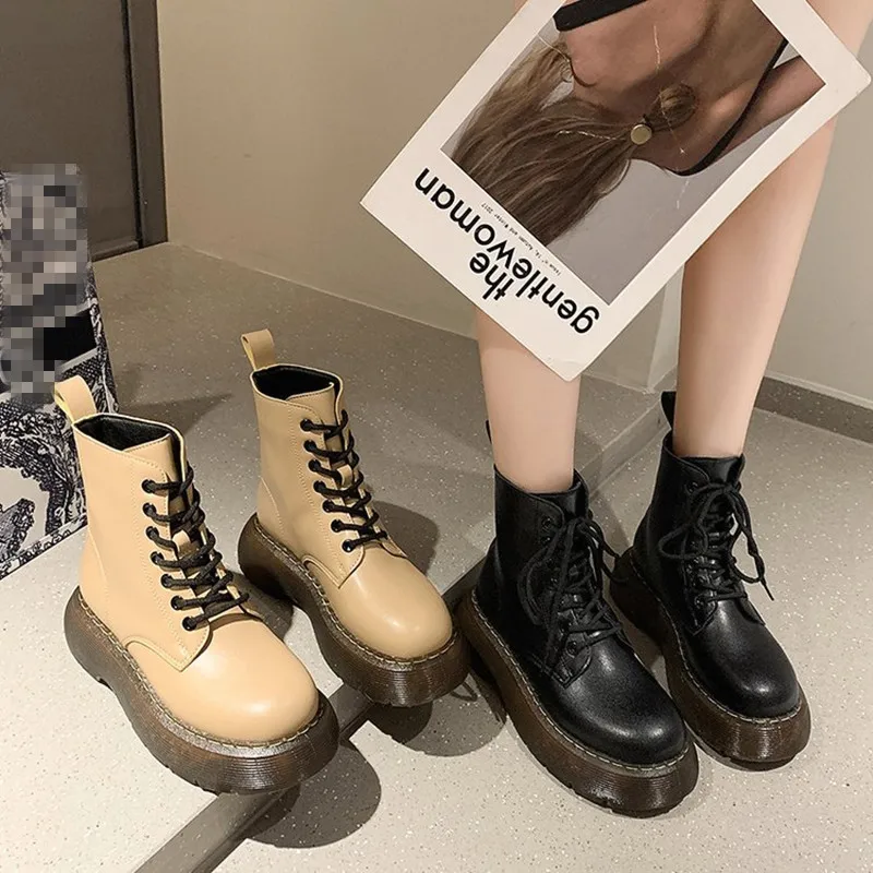 Женские ботинки, новинка 2021, женская обувь на шнуровке с круглым носком, роскошные дизайнерские резиновые дамские Ботильоны на средней рези...
Женские ботинки, новинка 2021, женская обувь на шнуровке с круглым носком, роскошные дизайнерские резиновые дамские Ботильоны на средней рези...