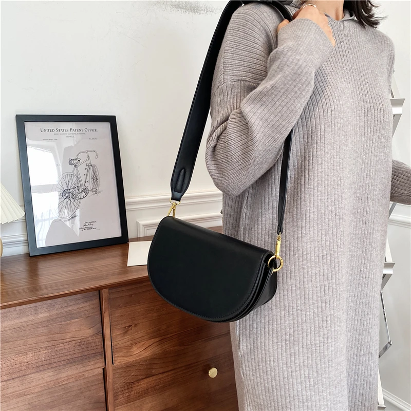 OLSITTI Solid color Concise Shoulder Bags for Women 2020 Designer High Quality Fashion Casual Ladies Crossbody Bags Sac epaule
OLSITTI Solid color Concise Shoulder Bags for Women 2020 Designer High Quality Fashion Casual Ladies Crossbody Bags Sac epaule