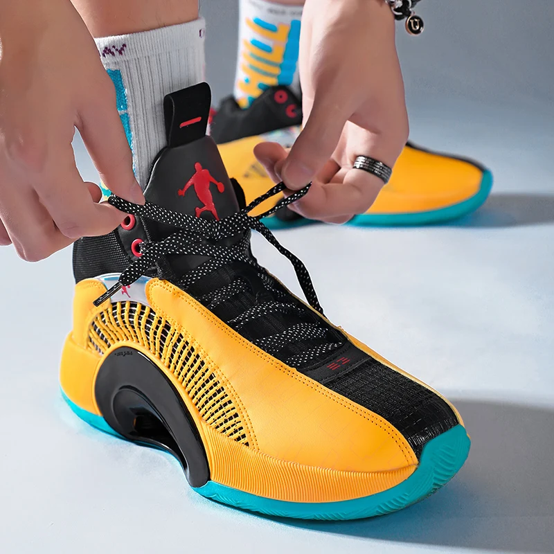 SUOVEKGO Men Basketball Shoes Fashion Yellow Zapatillas Basketball Sneakers Child Basket Homme Chaussure Male Sport New Size 9
SUOVEKGO Men Basketball Shoes Fashion Yellow Zapatillas Basketball Sneakers Child Basket Homme Chaussure Male Sport New Size 9