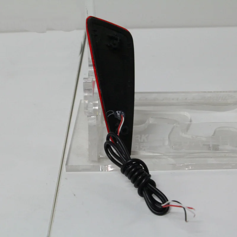 Car LED Rear bumper light Rear Fog Lamp Auto Brake Reflector For Toyota C-HR CHR 2016 2017 2018 Decoration Reflector Auto Lamps
Car LED Rear bumper light Rear Fog Lamp Auto Brake Reflector For Toyota C-HR CHR 2016 2017 2018 Decoration Reflector Auto Lamps