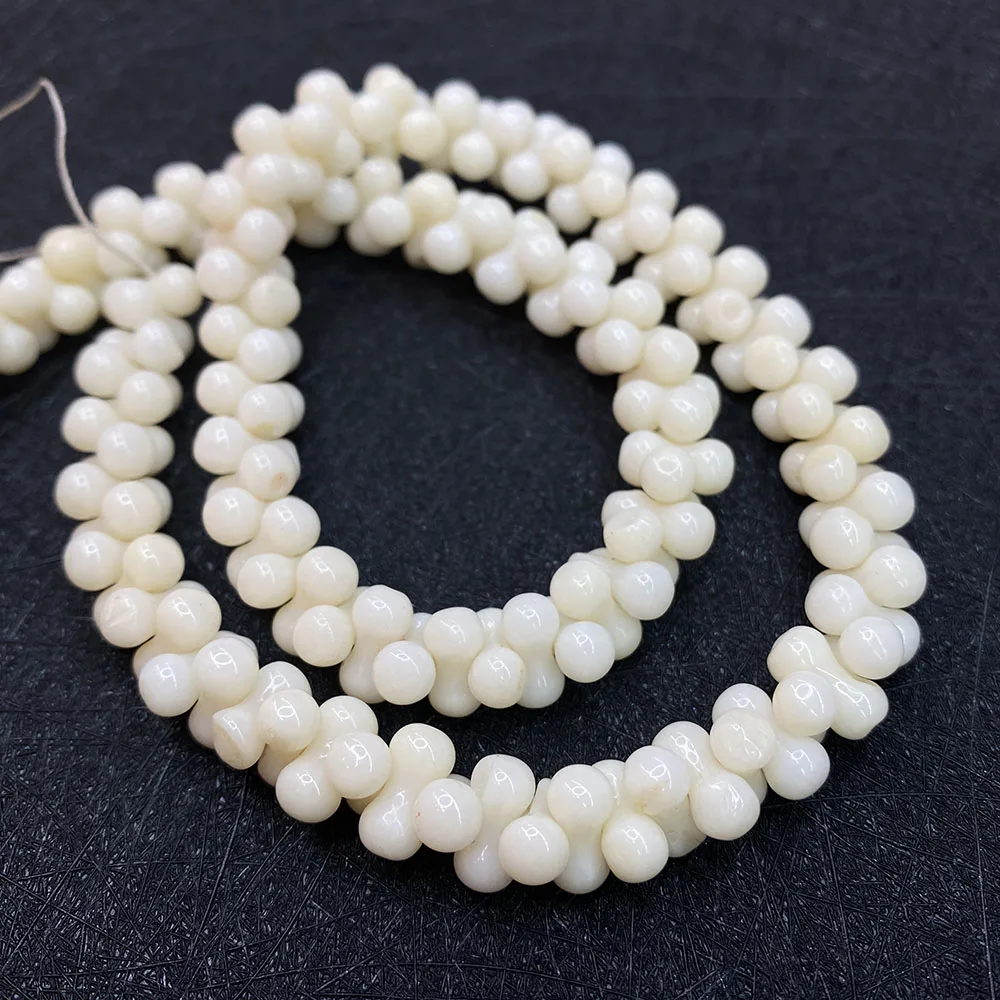 Red Coral Beads, Bone-shaped Coral Beads, for Handmade DIY Fashion Necklace and Bracelet Accessories, Length 15 Inches 4x8 Mm
Red Coral Beads, Bone-shaped Coral Beads, for Handmade DIY Fashion Necklace and Bracelet Accessories, Length 15 Inches 4x8 Mm