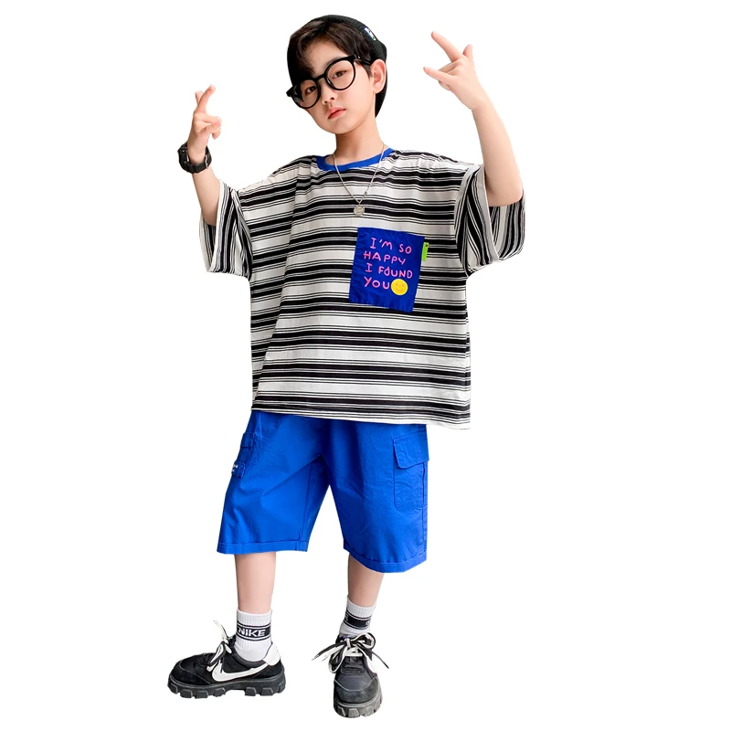 Boy sets young children new children's summer suit big boy's short sleeve two-piece set Clothes for teenagers Children's clothin 
Boy sets young children new children's summer suit big boy's short sleeve two-piece set Clothes for teenagers Children's clothin