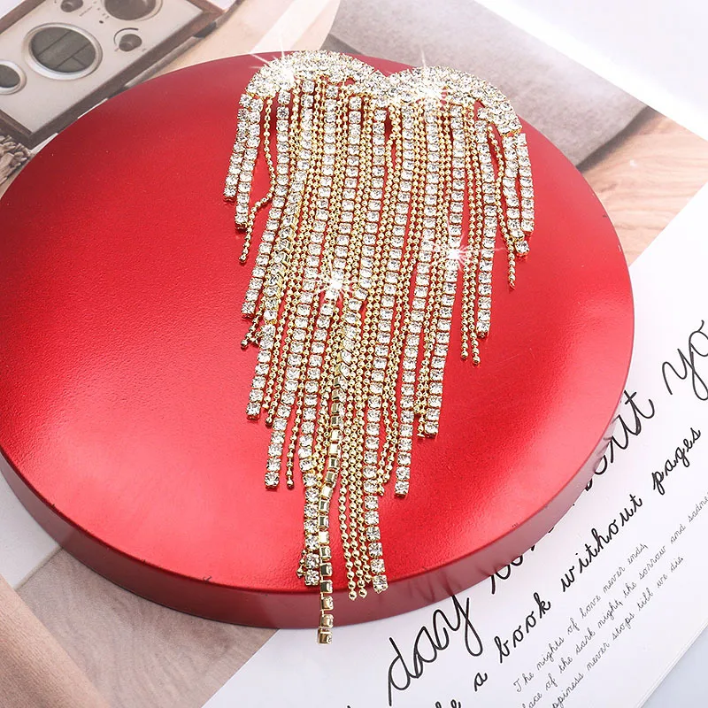2021Full Rhinestone Smile Tassel Brooches For Women Banquet Office Party Brooch Pins Gifts
2021Full Rhinestone Smile Tassel Brooches For Women Banquet Office Party Brooch Pins Gifts