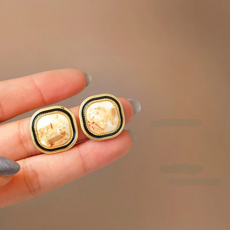 925 Silver Needle Modern Jewelry Resin Earrings Hot Sale Vintage Temperament Metal Gold Color Geometric Stud Earrings For Women
925 Silver Needle Modern Jewelry Resin Earrings Hot Sale Vintage Temperament Metal Gold Color Geometric Stud Earrings For Women