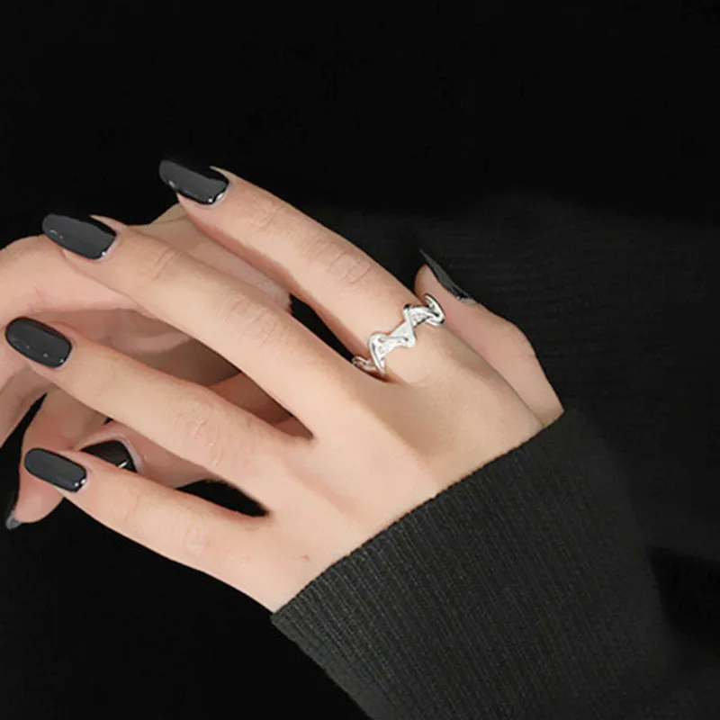 Foxanry 925 Sterling Silver Rings for Women New Trend Elegant Couples Simple Adjustable Braided Wave Party Jewelry Lover Gifts
Foxanry 925 Sterling Silver Rings for Women New Trend Elegant Couples Simple Adjustable Braided Wave Party Jewelry Lover Gifts
