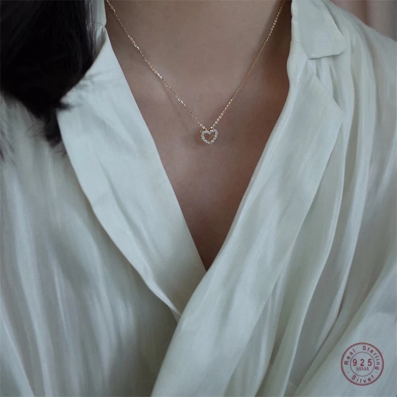 925 Sterling Silver Simple Zircon Heart Pendant Clavicle Chain Necklace Women Kpop Classic Fashion 14k Real Gold Trend Jewelry
925 Sterling Silver Simple Zircon Heart Pendant Clavicle Chain Necklace Women Kpop Classic Fashion 14k Real Gold Trend Jewelry