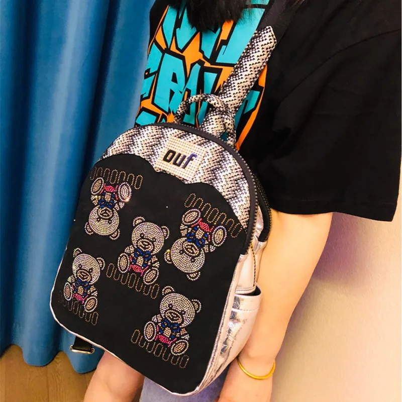 European American Trendy Fashion Backpack Three-layer Large-capacity PU Matte Leather Hot Color Rhinestone Cute School Bag Bolso
European American Trendy Fashion Backpack Three-layer Large-capacity PU Matte Leather Hot Color Rhinestone Cute School Bag Bolso