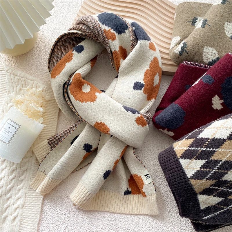 Sweet Scarf Female Winter Korean Poncho Students Keep Warm Flowers Wool Knitted Scarves Harajuku Blanket Autumn And Winter Cape
Sweet Scarf Female Winter Korean Poncho Students Keep Warm Flowers Wool Knitted Scarves Harajuku Blanket Autumn And Winter Cape