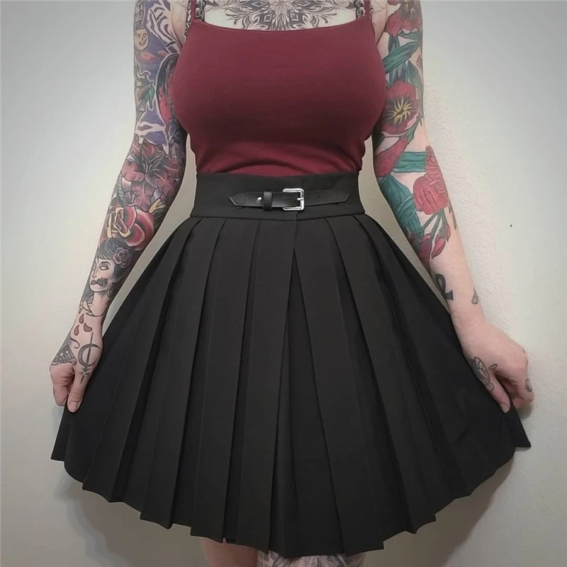Gothic High Waist Pleated Skirts Women 2019 Punk School Style Ruched Black Pleated Mini Skirts Buckle Streetwear Spring
Gothic High Waist Pleated Skirts Women 2019 Punk School Style Ruched Black Pleated Mini Skirts Buckle Streetwear Spring