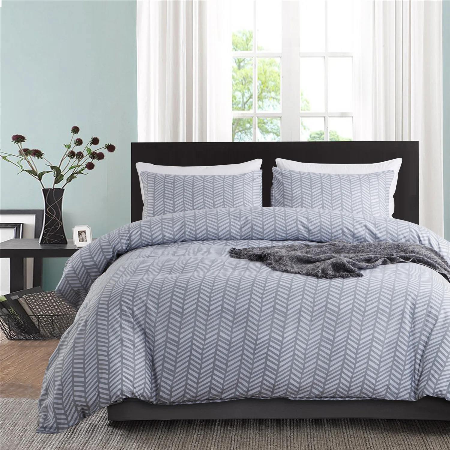 Stripe Grey Luxury Simple Elegant Comforter Bedding Set Fashion King Queen Twin Size Bed Linen Duvet Cover Sets Pillowcase
Stripe Grey Luxury Simple Elegant Comforter Bedding Set Fashion King Queen Twin Size Bed Linen Duvet Cover Sets Pillowcase