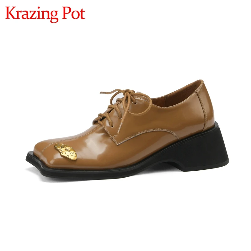 Krazing pot luxury loafers leisure strange toe metal decorations wedges med heels front lace up sheep split leather pumps l52
Krazing pot luxury loafers leisure strange toe metal decorations wedges med heels front lace up sheep split leather pumps l52
