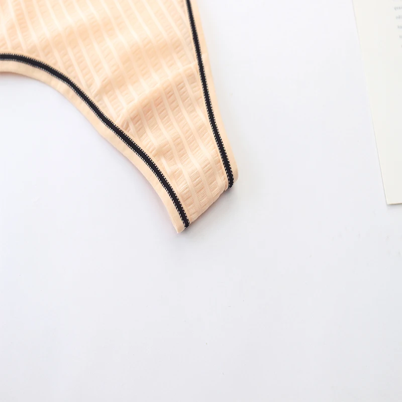 Low Waist Underwear Seamless Ice Silk Underwear Threaded Underwear Sexy Thong Breathable Stripes Thongs Women
Low Waist Underwear Seamless Ice Silk Underwear Threaded Underwear Sexy Thong Breathable Stripes Thongs Women