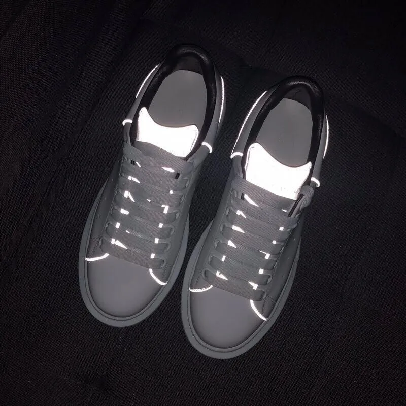 2021 leather Women Shoes Men Sneakers Street Athletic Sports Shoes Flat Casual Height Increase White Footwear Female
2021 leather Women Shoes Men Sneakers Street Athletic Sports Shoes Flat Casual Height Increase White Footwear Female