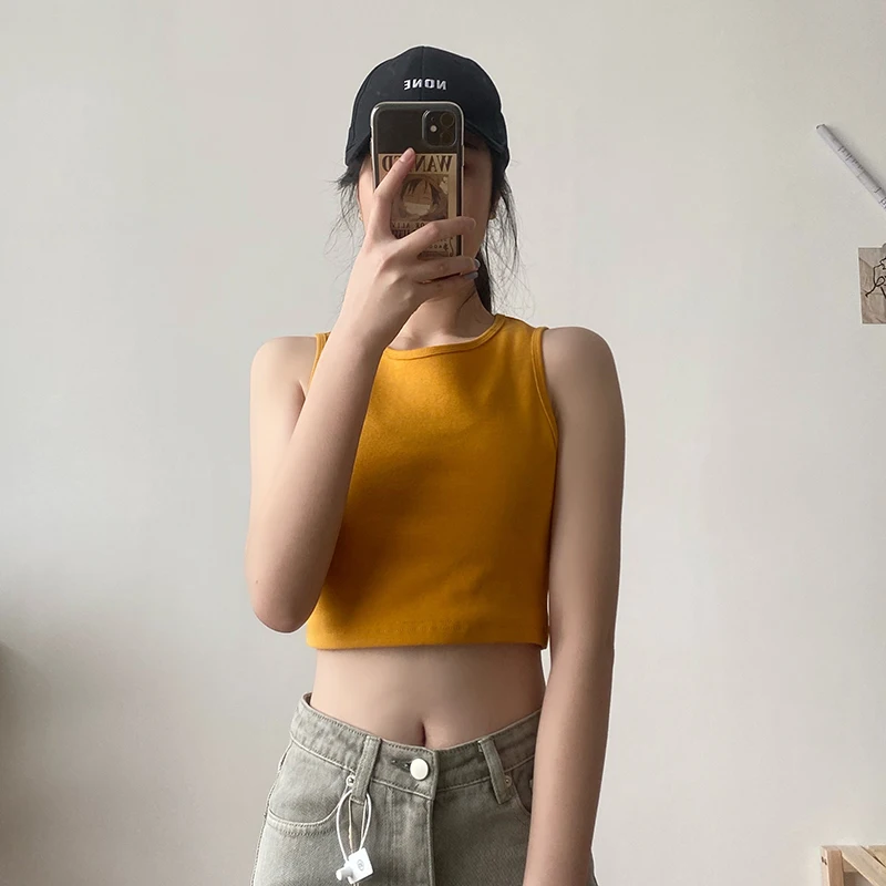 Summer new ladies retro crop top high waist slimming stretch slim short sleeveless bottoming top
Summer new ladies retro crop top high waist slimming stretch slim short sleeveless bottoming top