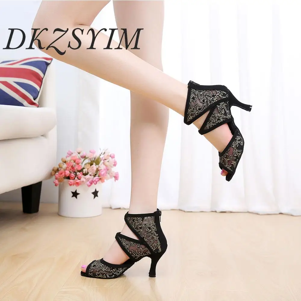 DKZSYIM Latin Dance Shoes Ballroom Shoes Jazz Salsa For Dancing Women Training Ladiessuede 6-10 cm Boots Hot selling discounts
DKZSYIM Latin Dance Shoes Ballroom Shoes Jazz Salsa For Dancing Women Training Ladiessuede 6-10 cm Boots Hot selling discounts