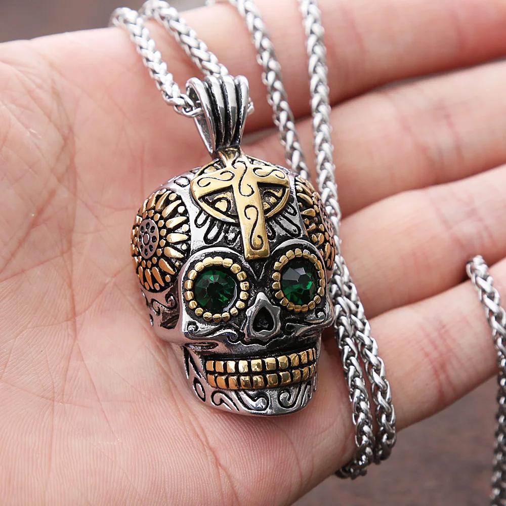 Vintage Black Carved Gabala Green Eye Skull Pendant Necklace Punk Stainless Steel Skull Cross Necklace For Men Jewelry Gift
Vintage Black Carved Gabala Green Eye Skull Pendant Necklace Punk Stainless Steel Skull Cross Necklace For Men Jewelry Gift