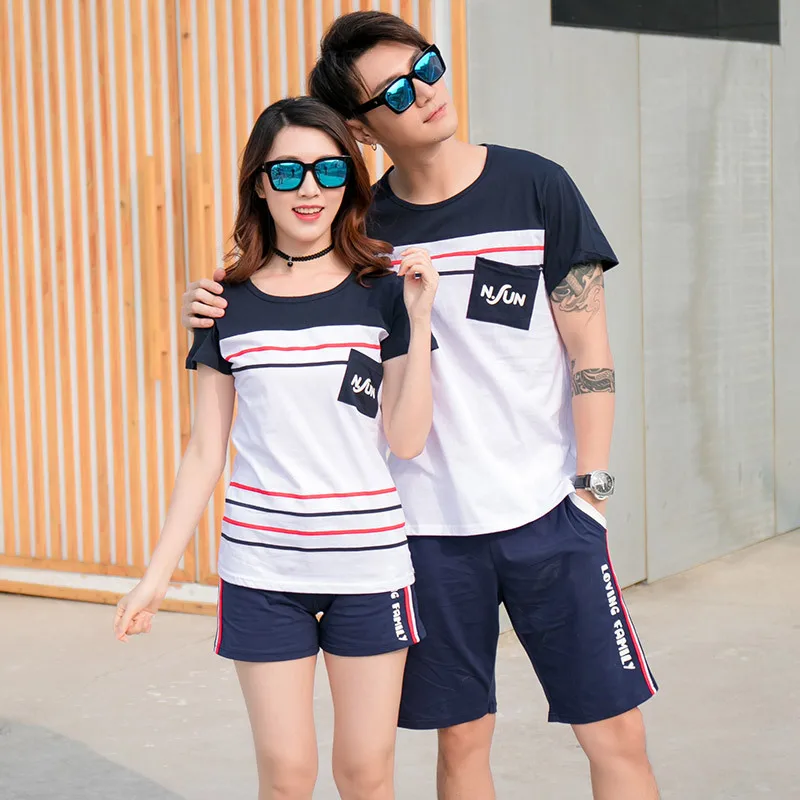 Couple Matching Clothes College School Korean Fashion Young Pair Lovers Blue Striped T-Shirts Women Summer Vacation Outfit Wear
Couple Matching Clothes College School Korean Fashion Young Pair Lovers Blue Striped T-Shirts Women Summer Vacation Outfit Wear