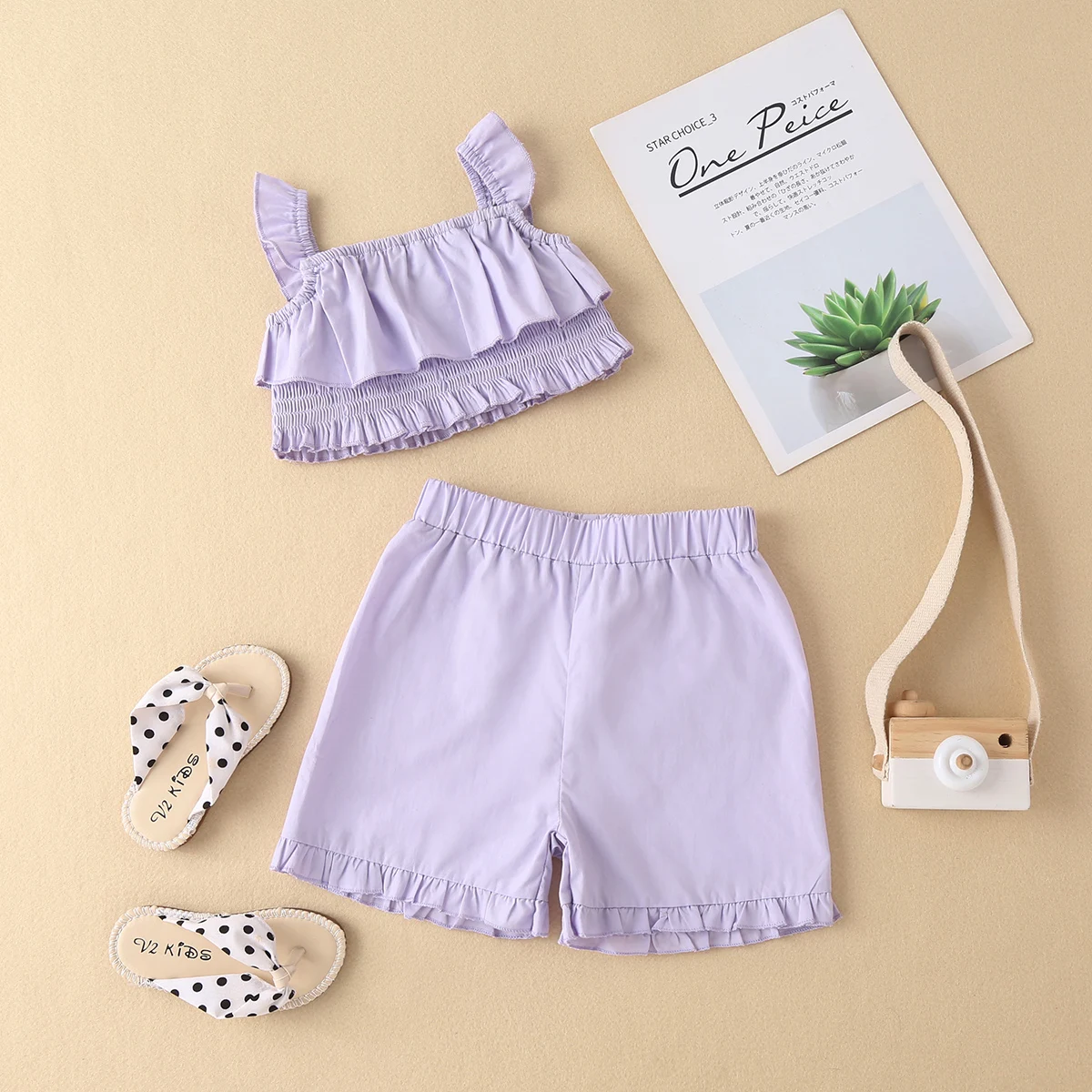 Girls summer suit, children's clothing, vest and shorts, two-piece suit, children's summer sweet clothing
Girls summer suit, children's clothing, vest and shorts, two-piece suit, children's summer sweet clothing
