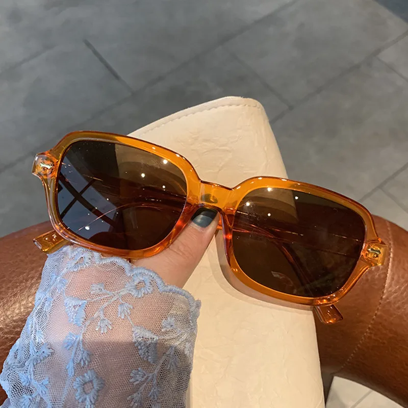 Fashion Small Oval Sunglasses Women Men Luxury Brand Designer Vintage Sunglass Female Male Black Yellow Sun Glasses UV400
Fashion Small Oval Sunglasses Women Men Luxury Brand Designer Vintage Sunglass Female Male Black Yellow Sun Glasses UV400