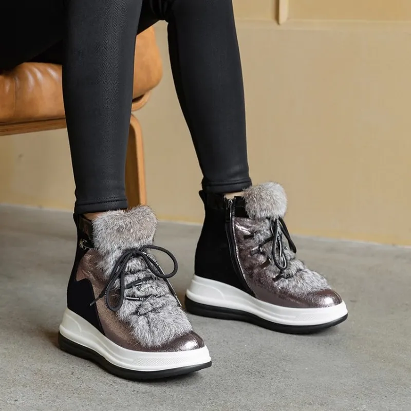 Women Wool Ankle Boots Snow Boots Winter Warm Short Boots Genuine Leather Office Casual Shoes Woman Flats Platform Boots 
Women Wool Ankle Boots Snow Boots Winter Warm Short Boots Genuine Leather Office Casual Shoes Woman Flats Platform Boots