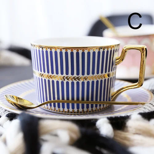 Porcelain coffee cup and saucer bone china coffee set "C" mark design Top Grade outline in gold tea cup and saucer set saucer se
Porcelain coffee cup and saucer bone china coffee set "C" mark design Top Grade outline in gold tea cup and saucer set saucer se