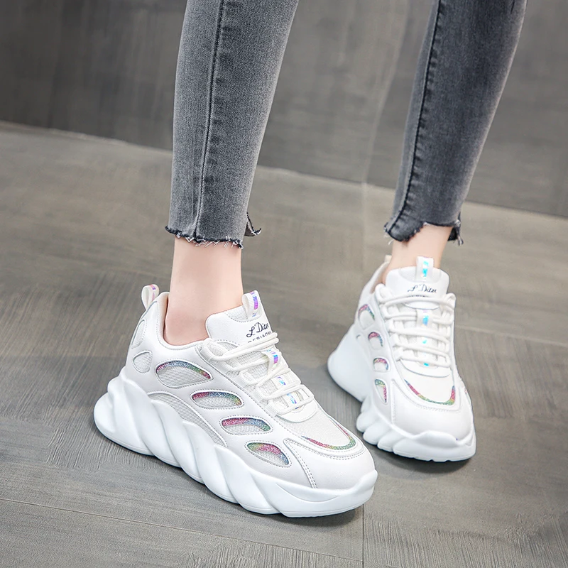 Spring Outdoor Light Men Sport Shoes Woman Chunky Sneakers Fashion Light Shoes Non-slip Thick Bottom Brand Shoe Lace-up Trainers
Spring Outdoor Light Men Sport Shoes Woman Chunky Sneakers Fashion Light Shoes Non-slip Thick Bottom Brand Shoe Lace-up Trainers