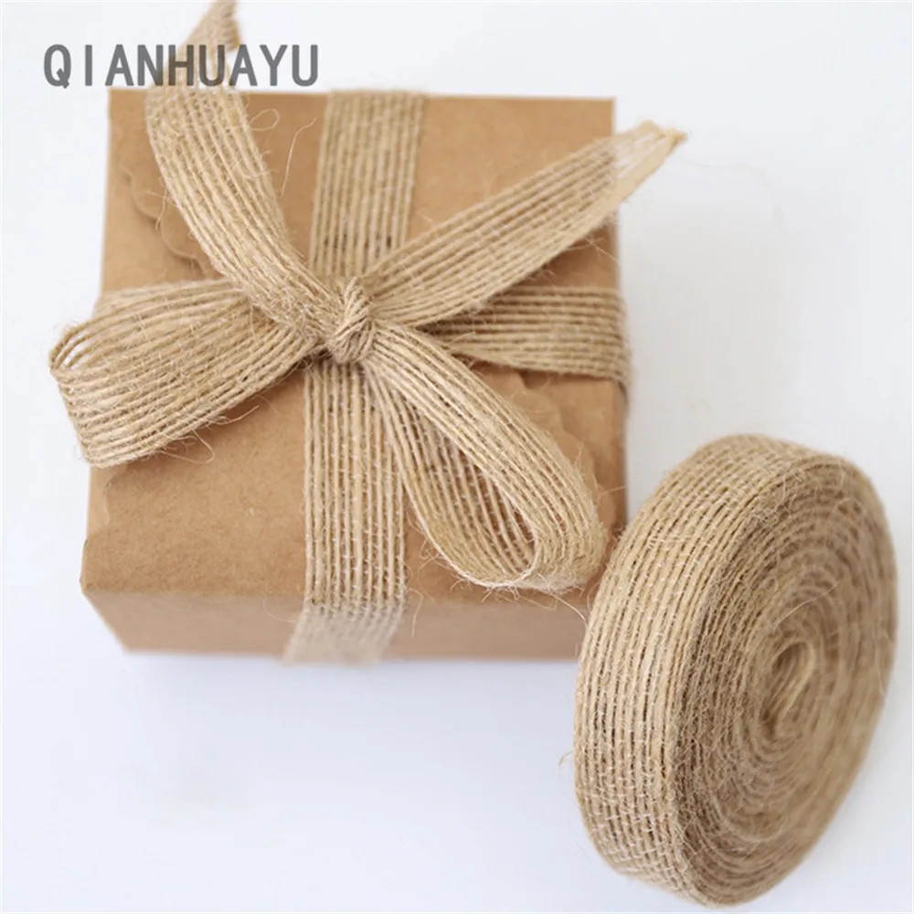Natural Jute Burlap Rolls Hessian Ribbon With Lace Vintage Rustic Wedding Party Decor DIY Crafts Valentine's Day Gift Packaging
Natural Jute Burlap Rolls Hessian Ribbon With Lace Vintage Rustic Wedding Party Decor DIY Crafts Valentine's Day Gift Packaging