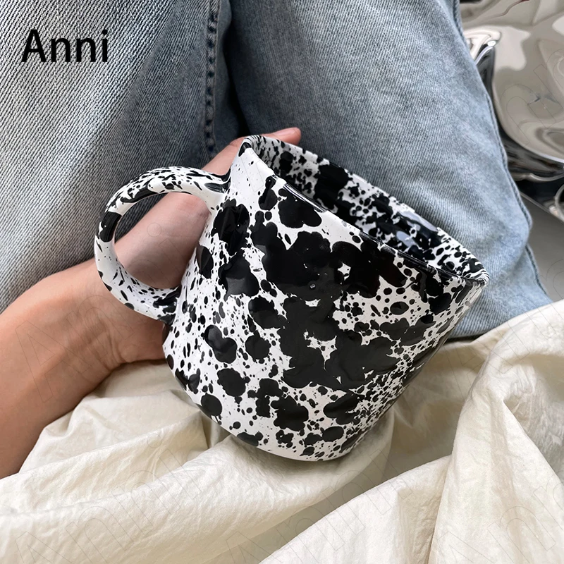 Creativity Ink Dot Ceramic Coffee Mug European Modern Glossy Painted Milk Cup School Office Desktop Water Cups Living Room Decor
Creativity Ink Dot Ceramic Coffee Mug European Modern Glossy Painted Milk Cup School Office Desktop Water Cups Living Room Decor