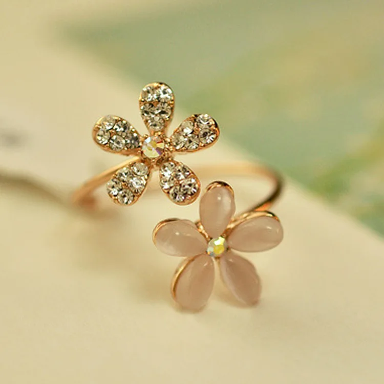 Korean Cat's-eye Flower Ring Luxury Exquisite Crystal Opening Ring Elegant Bridal Wedding Party Jewelry Anniversary Gift
Korean Cat's-eye Flower Ring Luxury Exquisite Crystal Opening Ring Elegant Bridal Wedding Party Jewelry Anniversary Gift