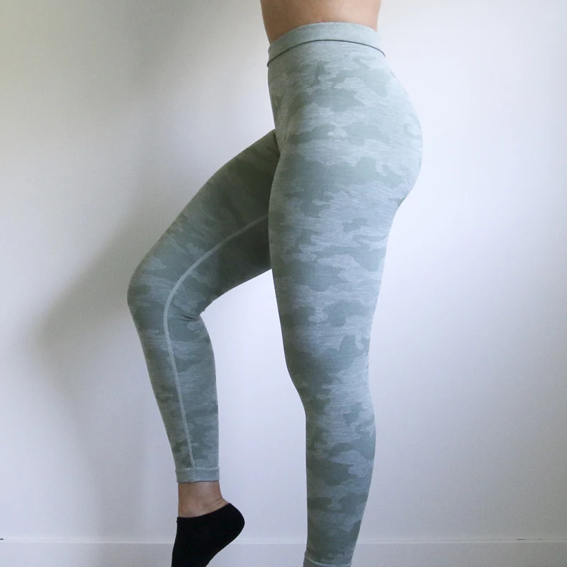 2021 High Waist Women Edition Camo Seamless Sports wear Leggings Booty Trousers Scrunch Leggings Yoga Pants Compression Pants
2021 High Waist Women Edition Camo Seamless Sports wear Leggings Booty Trousers Scrunch Leggings Yoga Pants Compression Pants