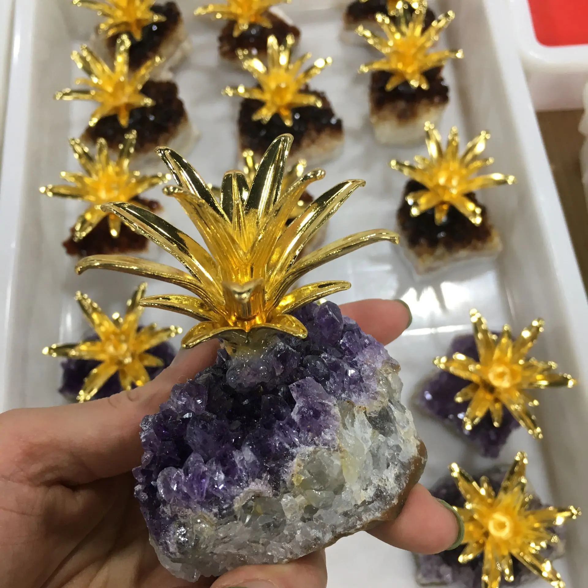 Natural Raw Amethyst Quartz Purple pineapple Crystal Cluster Healing Stones Specimen Home Decoration Crafts Decoration Ornament
Natural Raw Amethyst Quartz Purple pineapple Crystal Cluster Healing Stones Specimen Home Decoration Crafts Decoration Ornament