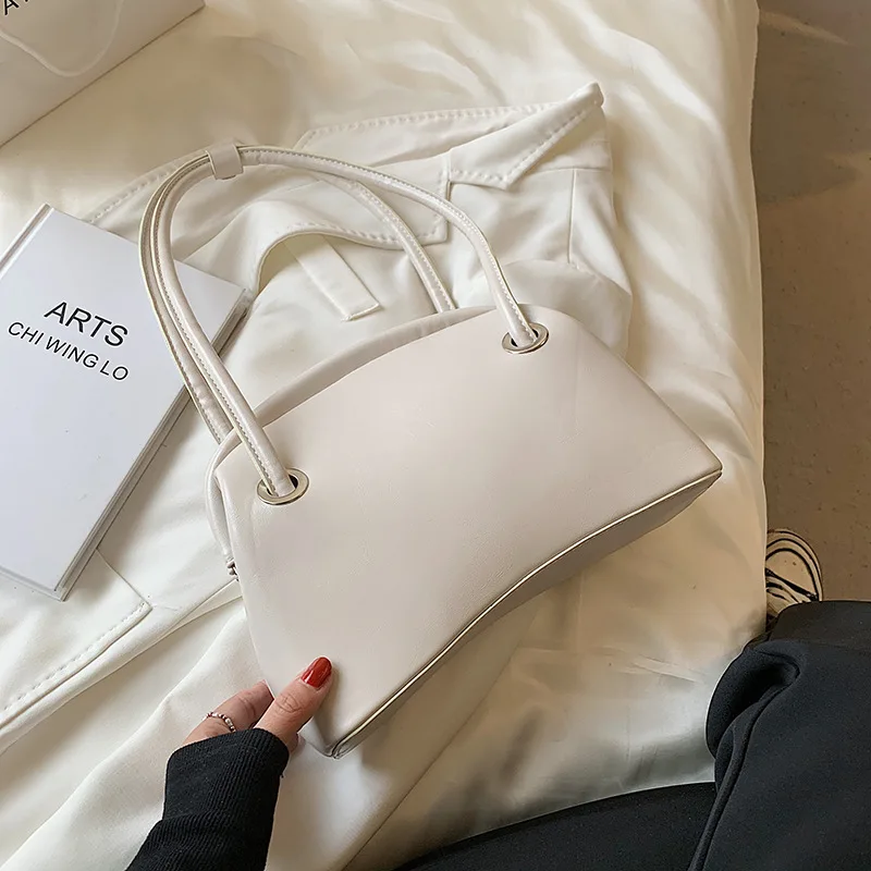 New Small Bag Women's 2021 Summer New Fashion Portable Shoulder Bag Texture.underarm Bag Designer Handbags High Quality
New Small Bag Women's 2021 Summer New Fashion Portable Shoulder Bag Texture.underarm Bag Designer Handbags High Quality